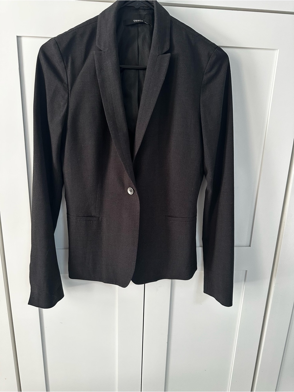 Tahari Black Single-Button Women's Blazer
